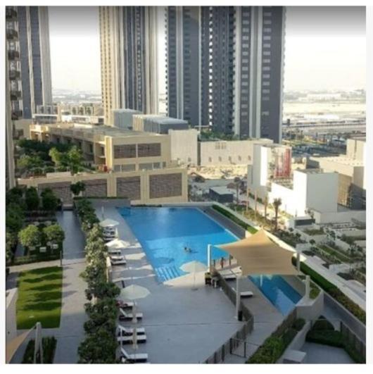 هتل اِلِگَنت آپارتمان وِت بالکُنی اَمیست وایبِرنت اَریا - Elegant Apartment With Balcony Amidst Vibrant Area