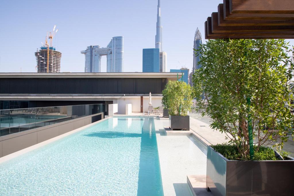 هتل ناسما لاکچری استیز - سیتی واک بیلدینگ 5 - Nasma Luxury Stays - City Walk Building 5