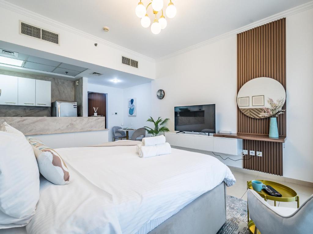 هتل دلايفتفل استودیو ویت بالکونی - برج ال نجوم - Delightful Studio with Balcony - Burj Al Nujoom
