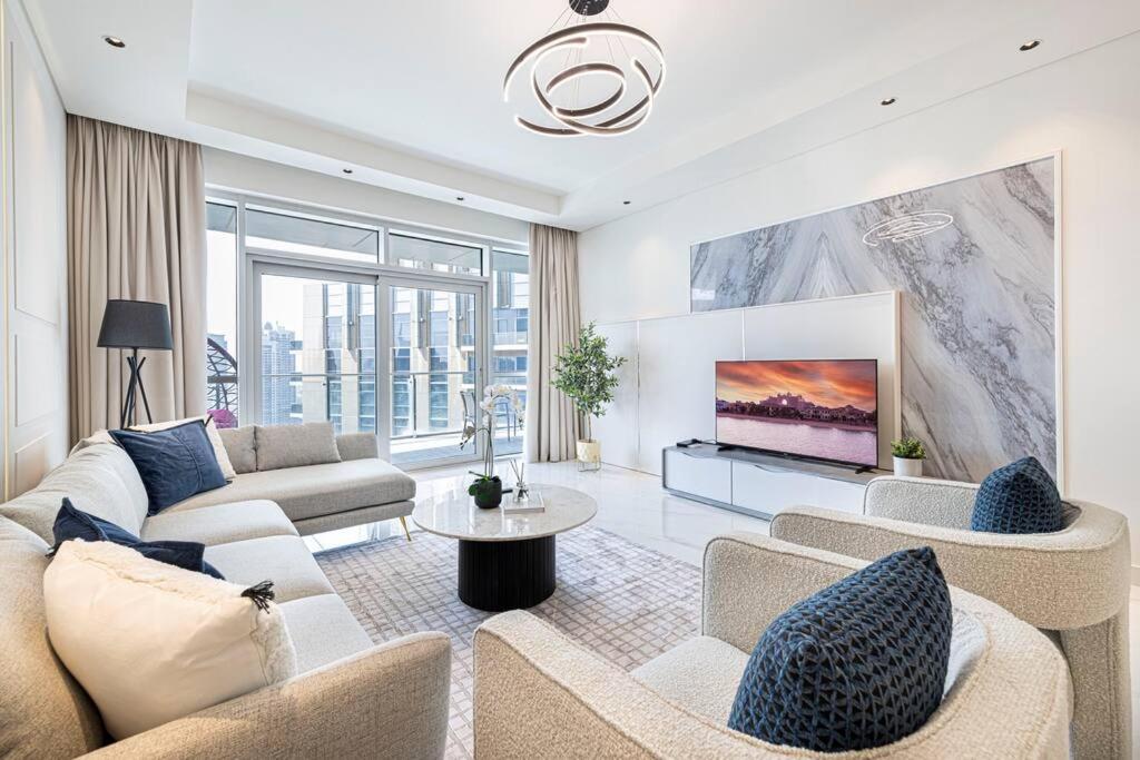 هتل مگنیفیسنت برند نیو لوکس 3 بی آر مارینا ویو - Magnificent Brand New Lux 3 BR Marina View