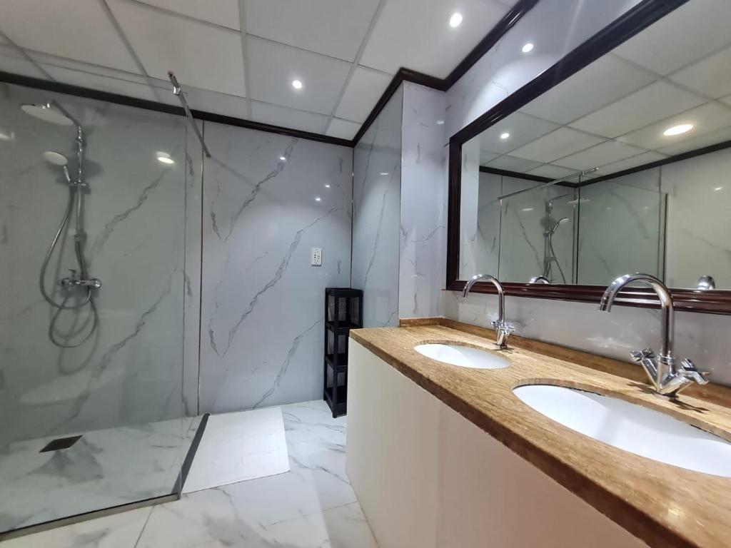 هتل ۲ بی آر های فُر آپارتمنت این جی بی آر ویت سی اند این ویو - 2BR High Floor Apartment in JBR with Sea & Ain View