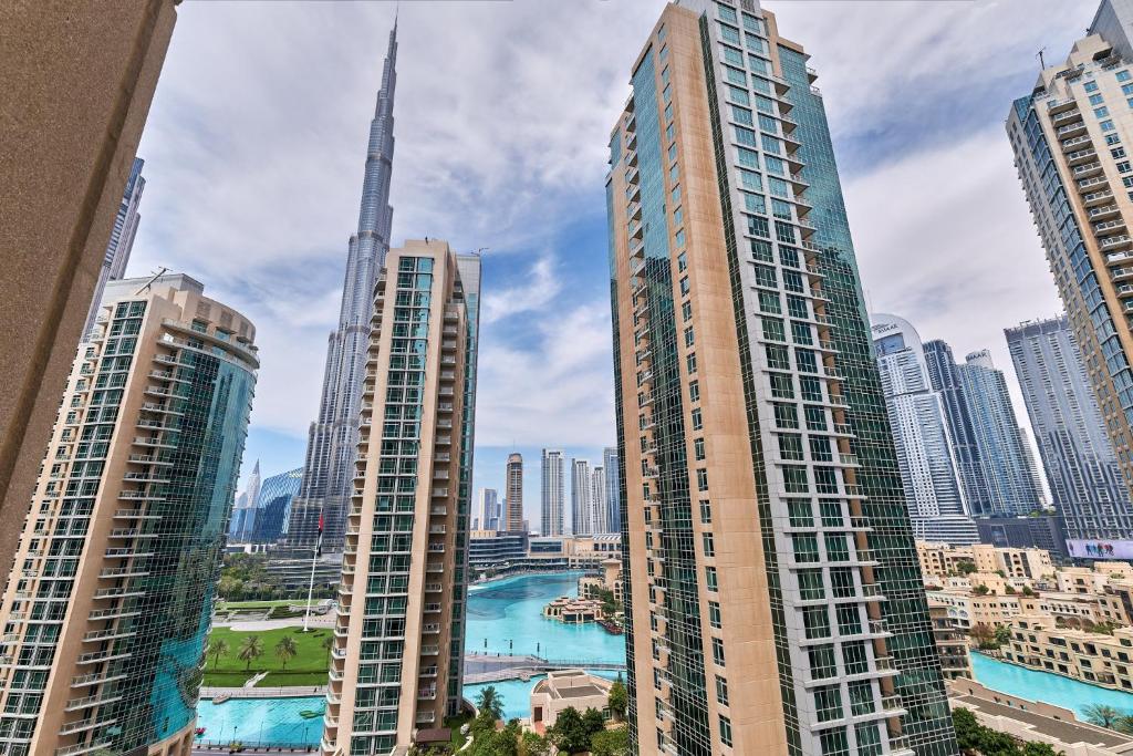 هتل بلاویستا - پلاش - 2BR وید مید روم - بولوار سنترال - Bellavista - Plush - 2BR with Maids Room - Boulevard Central
