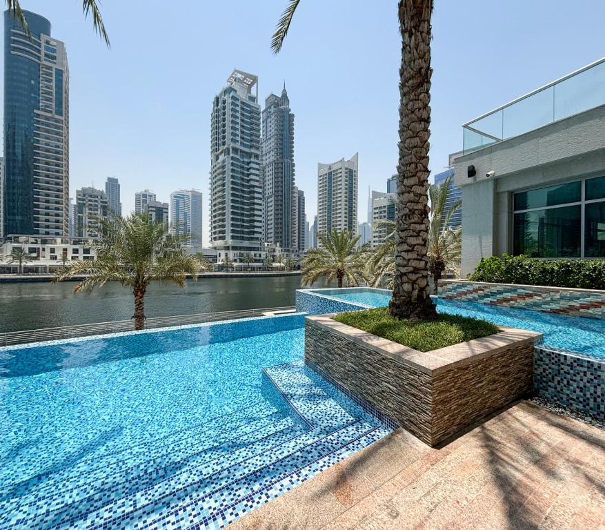 هتل نیر جی بی آر بیچ، پارک آیلند، دبی مارینا، سوپر بی آر 1 با بالکن - Near JBR Beach, Park Island, Dubai Marina, Superb 1BR with Balcony