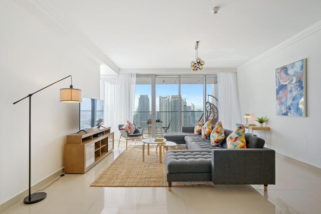 هتل شیک اند ترندی 3BR پلاس کیدز این وایبرنت داون تاون دوبی - Chic & Trendy 3BR+kid's in Vibrant Downtown Dubai