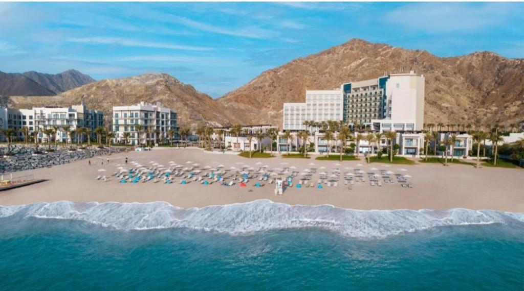هتل تری بدرس آپارتمان ات آدرس رزیدنس فجیره Three Bedrooms Apartment at Address Residence Fujairah