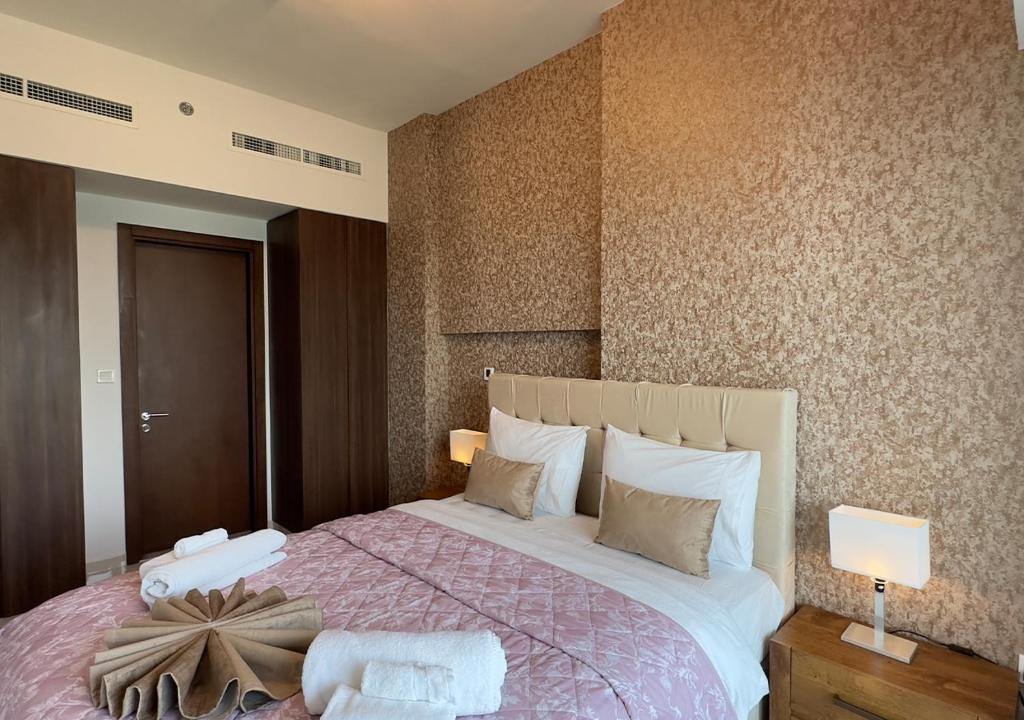 هتل ام اچ - 2 بی اچ کی کانال ویو نیر دبی مال - رف 2516 - MH - 2 BHK Canal View Near Dubai Mall - REF2516