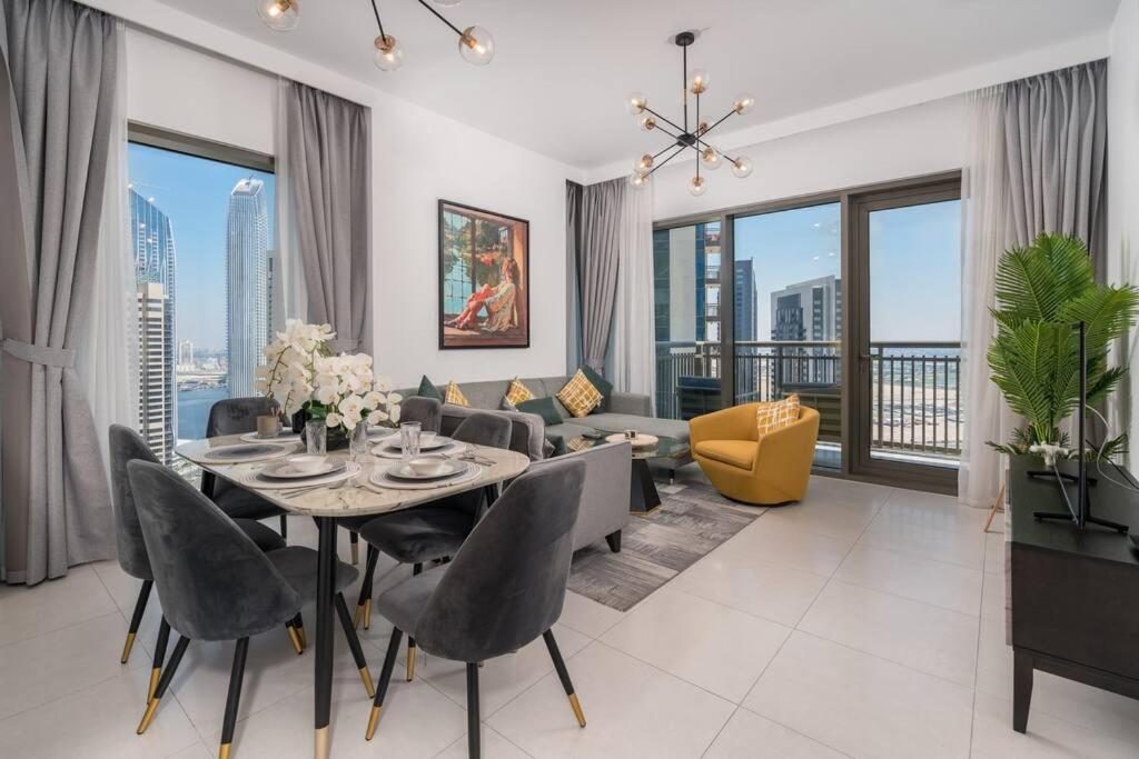 هتل لاکچری 2بد روم دوبی کریک بالکنی اند ویوز - Luxury 2bedroom Dubai Creek Balcony & Views