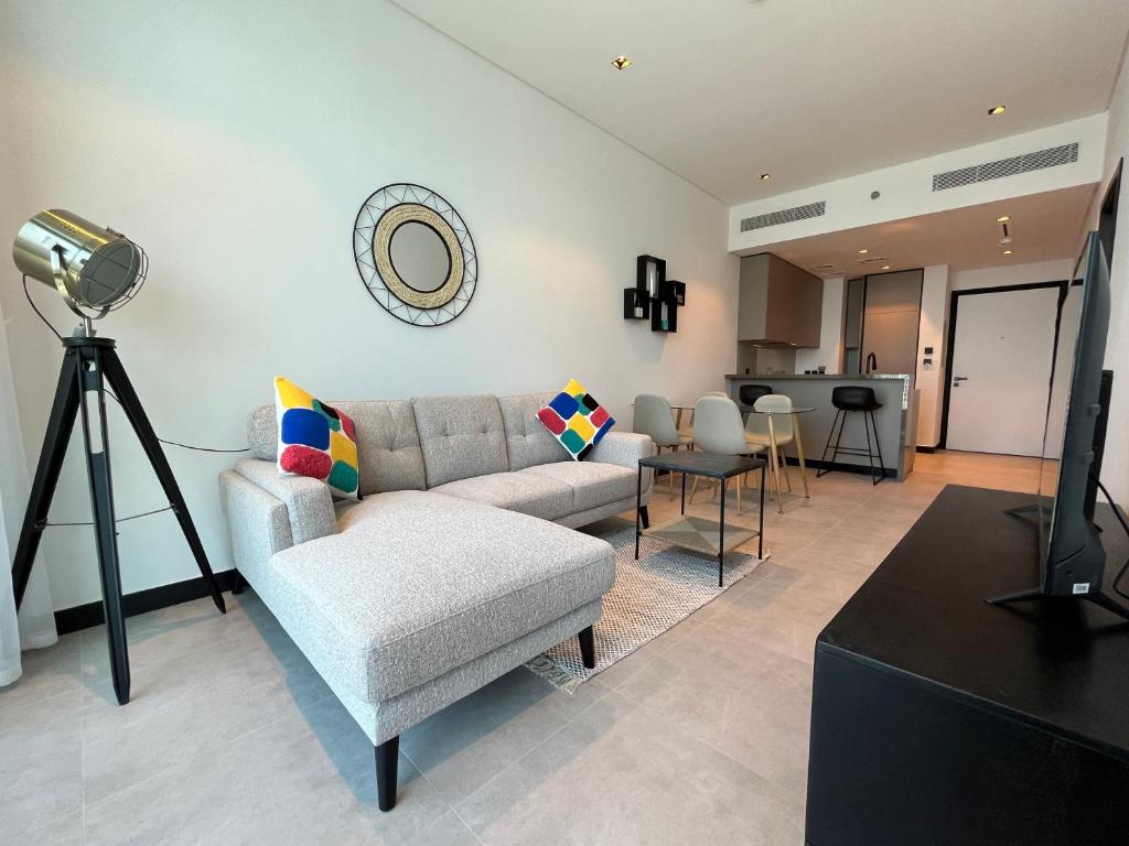 هتل نومد هوم رنتال - کازی وان بی آر این 15 نورث ساید بوردج خلیفه اند کانال ویو - Nomad Home Rental - Cosy 1BR in 15 Northside Burj Khalifa & Canal view