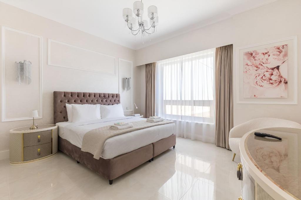 هتل لاگزوریس 2-بی‌دی جم این جی‌بی‌آر الیگنت اند کامپکت بلیس - Luxurious 2-bd Gem In Jbr Elegant & Compact Bliss