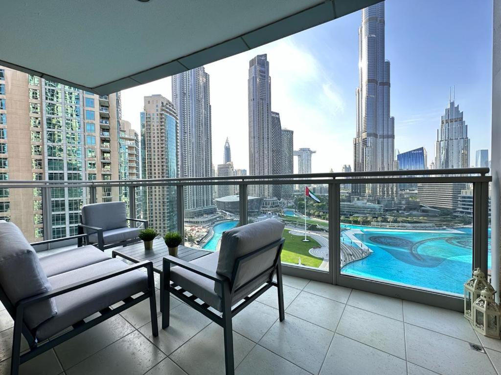 هتل درانی هومز - سوپریم 5 بی آر بایددز دبی مال وید برج خلیفه اند فونت ویو - Durrani Homes - Supreme 5BR besides Dubai Mall With Burj Khalifa and Fountain view