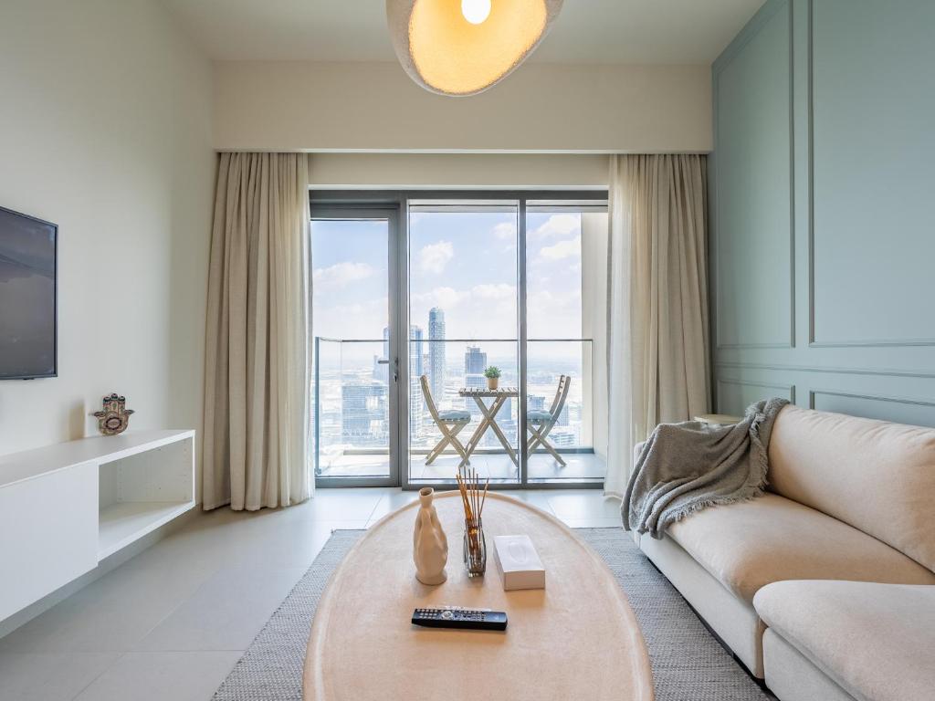 هتل دزرت شیک 1 بی آر - ان اربن اوسیس این داون تاون دبی - Desert Chic 1BR - An Urban Oasis in Downtown Dubai