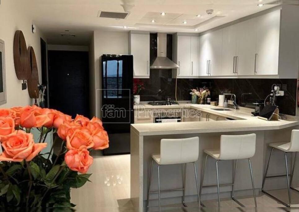 هتل اسپیشس 1 بد هیوج بالکنی داونتاون برج خلیفه - Spacious 1 Bed Huge Balcony Downtown Burj Khalifa