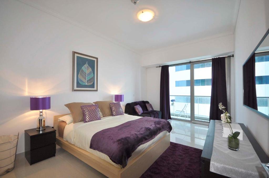 هتل دو بدroom اوشن هایتس این دوبی مارینا بای پی کی هالیدیز - 2 Bedroom Ocean Heights in Dubai Marina by PK Holidays