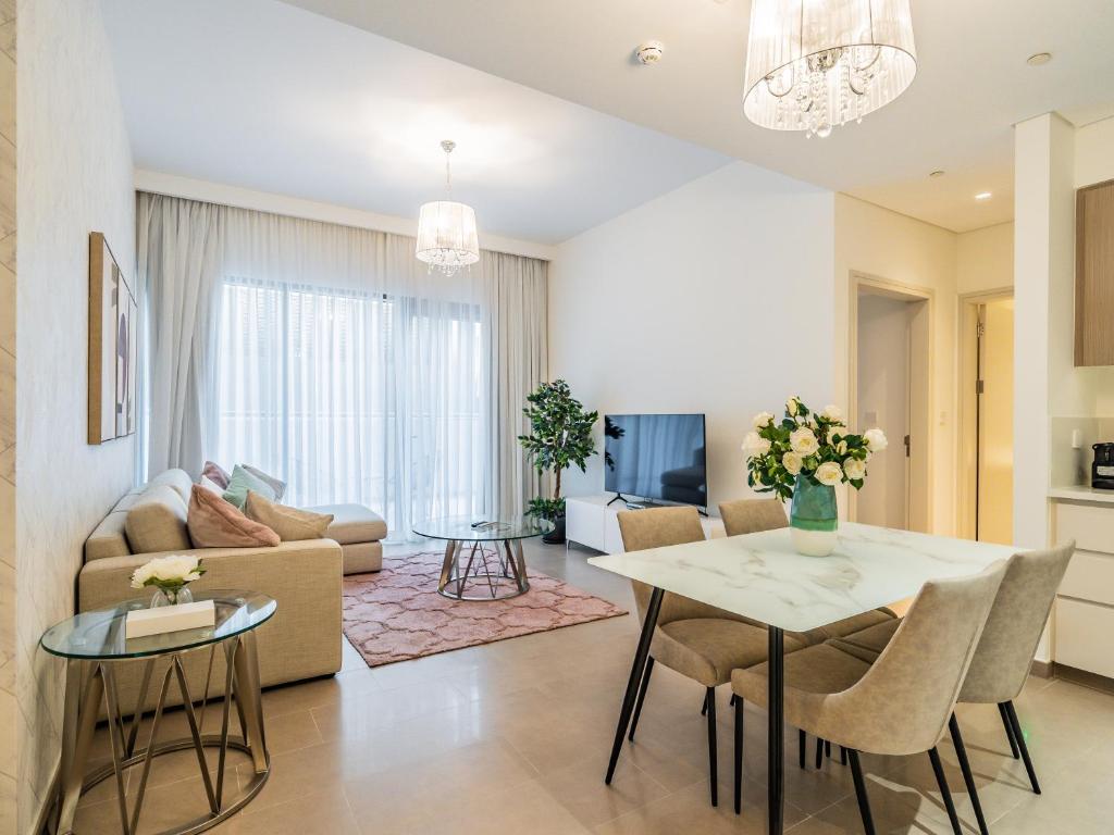 هتل استایلش 1 بی آر این پارک هایتز 2 - دبی هیلز - Stylish 1BR in Park Heights 2 - Dubai Hills