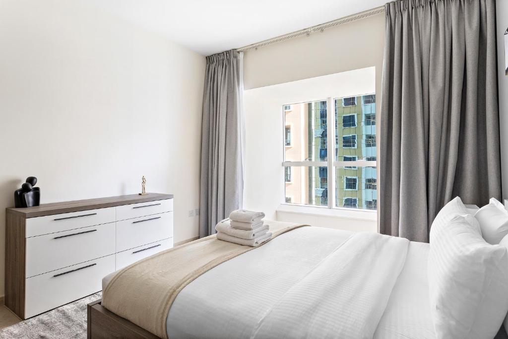 هتل استون تری - مدرن - پارتial سی ویو - StoneTree - Modern - Partial Sea View