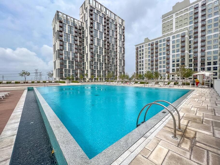 هتل کوژی 2بی دی آپارتمان - ورک این استایل - Cozy 2BD apartment - Work in Style
