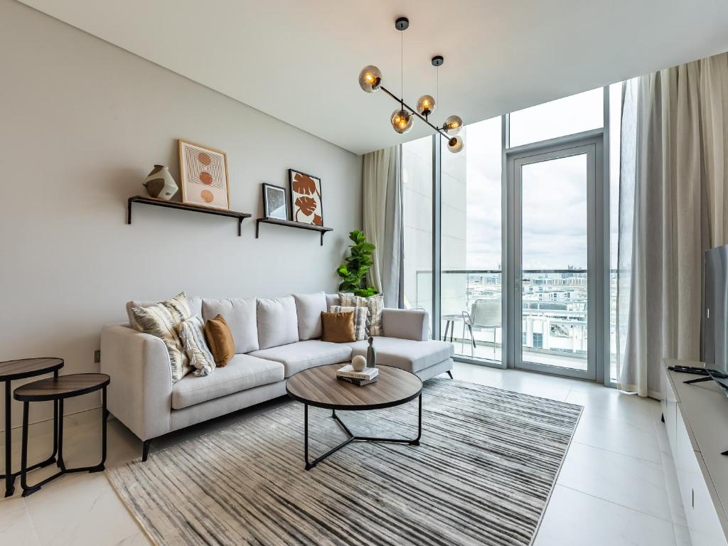 هتل آلتیومت لاکچری ریتریت این ام بی آر سیتی - Ultimate Luxury Retreat in MBR City