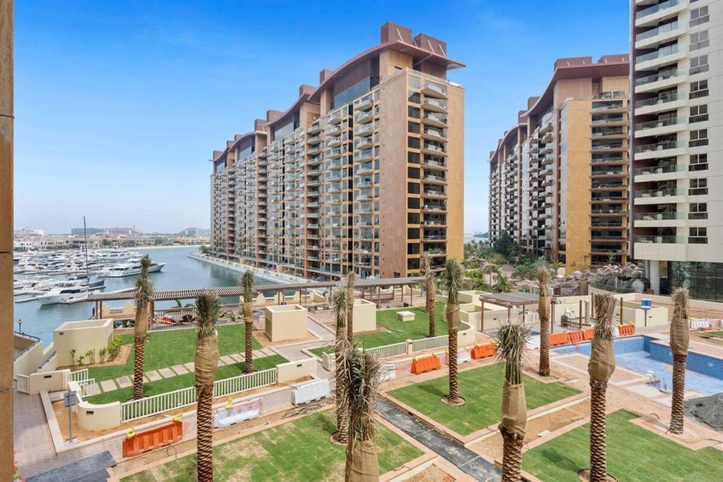 هتل سیلکاوس فمیلی هیوون بای بیچ ویت کریب آویلیبل - Silkhaus Family Heaven By Beach with Crib Available