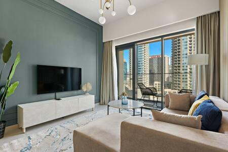 هتل سیلک هاوس برج رویال 1بی دی آر ویت بالکنی این داون تاون - Silkhaus Burj Royale 1BDR with balcony in Downtown