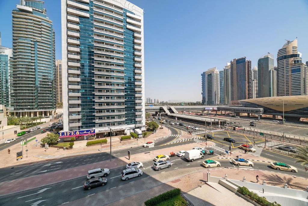 هتل وان بی آر مارینا دایموند - سه تا پنج دقیقه پیاده روی تا مترو - 1BR Marina Diamond - 3-5 mins walk to Metro