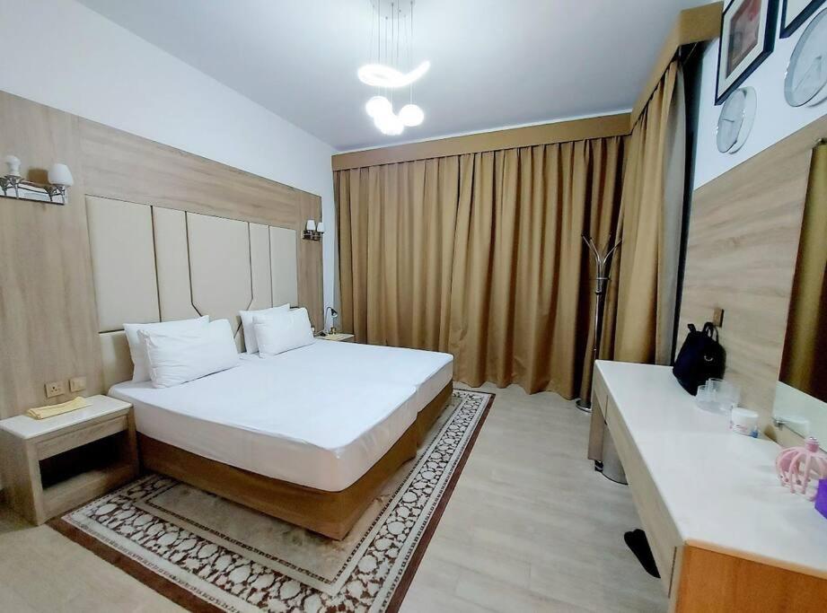 هتل وان بی آر وورم اند کمفرتبل آپ تی 1BR Warm and comfortable APT