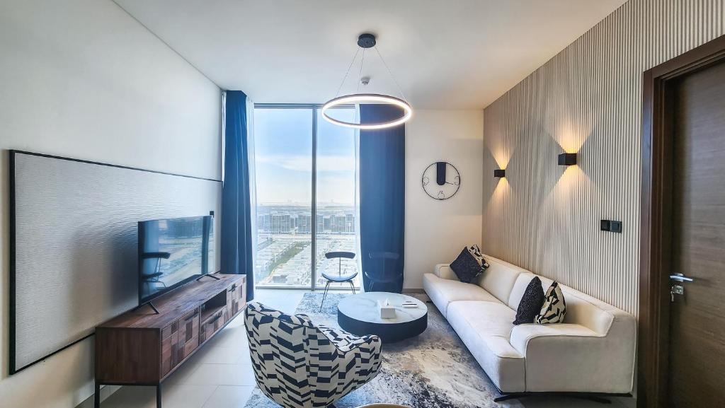 هتل استی فابیولس 2بی آر هالیدی هوم نر بیَرج خلیفه - STAY Fabulous 2BR Holiday Home near Burj Khalifa