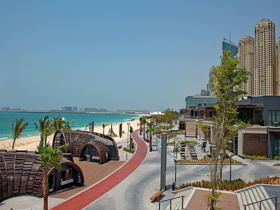 هتل تو بی آر جمیرا بیچ فرانت ریزیدنس - 2BR Jumeirah Beach front Residence