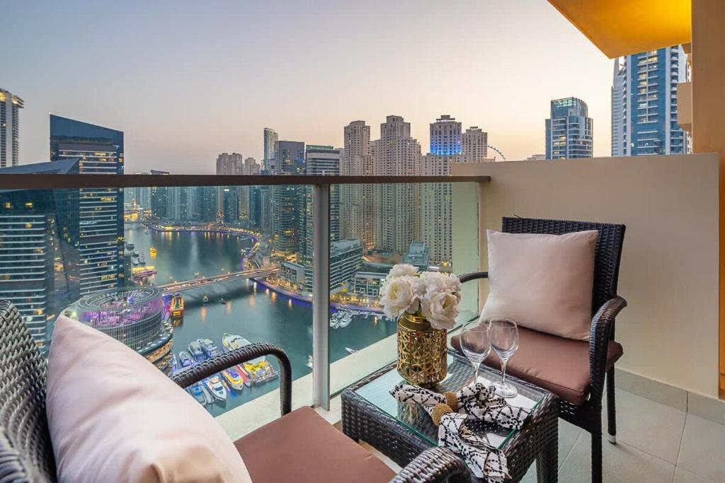 هتل فرank پورترا - ایمار رزی dentس دبی مارینا - Frank Porter - Emaar Residences Dubai Marina