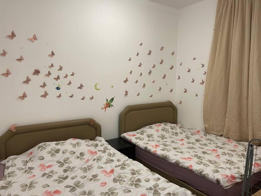 هتل فول لاولی 2 بد روم فلت ویت پول اند سی یو Full Lovely 2 bed room flat with pool and sea view