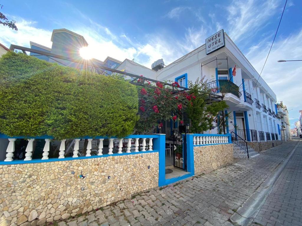نسه هتل Nese Hotel