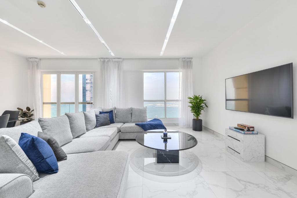 هتل بیچ ساید بلیس - لکسوریس 2 بی آر جی بی آر کاندو - Beachside Bliss - Luxurious 2 BR JBR Condo