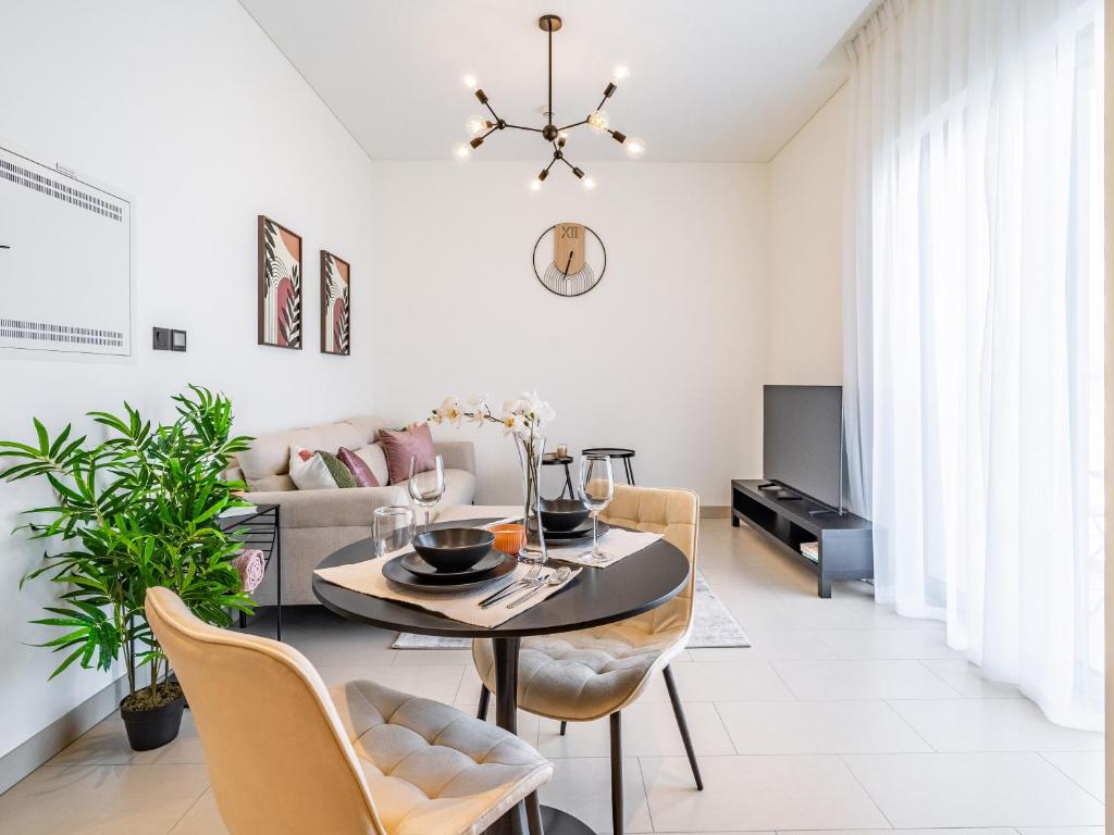 هتل کوزی 1 بی آر - برج خلیفه گلیمس - صباغ هارتلند - Cozy 1 Br - Burj Khalifa Glimpse - Sobha Hartland