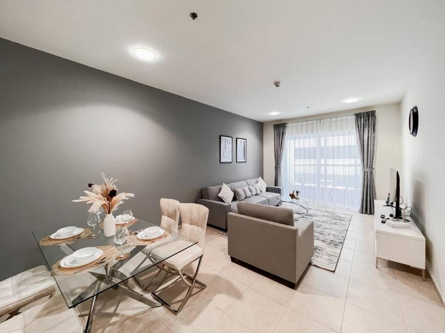 هتل استون تری - الیت رزیدنس 1 بی آر - نیر دبی ترم - StoneTree - Elite Residence 1 BR - Near Dubai Tram