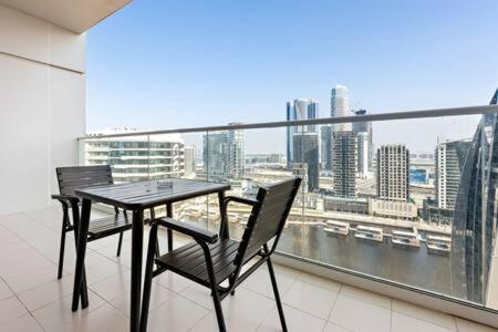 هتل سیلک هاوس ۲ بی دی آر این نیو تاور ویت بالکنی این بیزنس بی - Silkhaus 2BDR in new tower with balcony in Business Bay