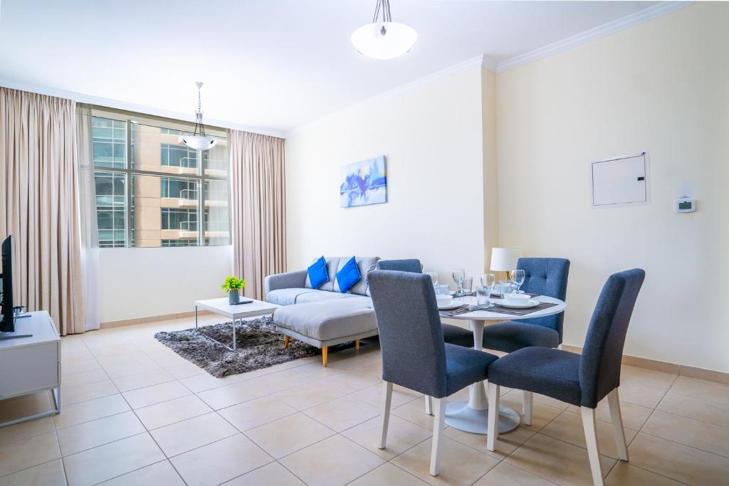 هتل آر اچ - سیتی سنتر ریتریت، 1 بی آر، واک تو برج خلیفه - RH- City Center Retreat,1BR, walk to Burj Khalifa