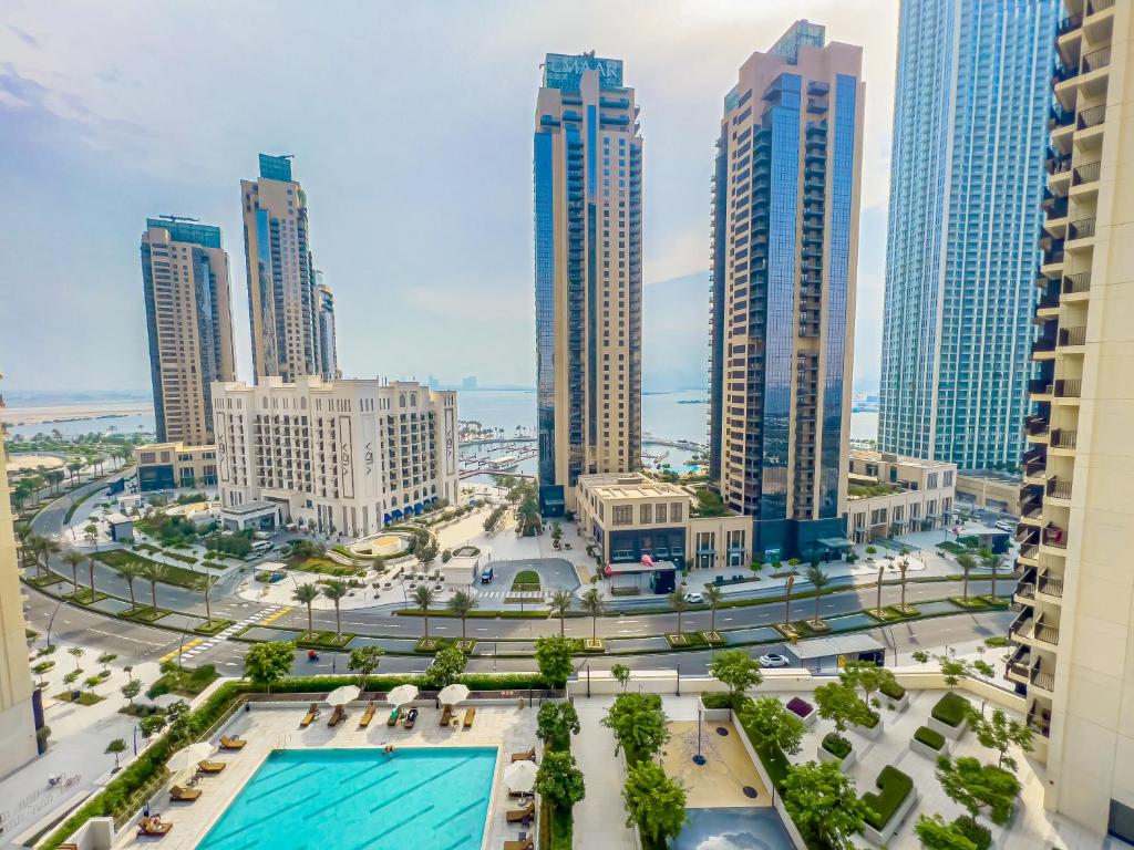 هتل فم لیوینگ - کریک هورایزن - 3 بی با کیدز روم - FAM Living - Creek Horizon - 3B with Kids Room
