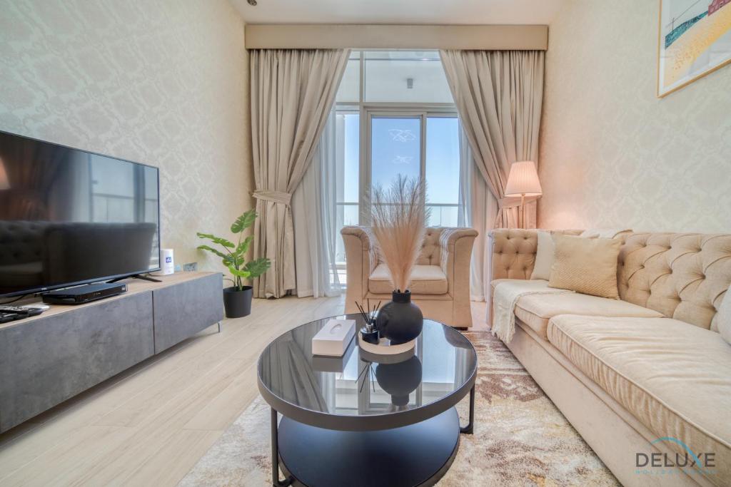 هتل پیسیفل 1 بی آر این استودیو وان دبی مارینا بای دلاکس هالیدِی هومز - Peaceful 1BR in Studio One Dubai Marina by Deluxe Holiday Homes