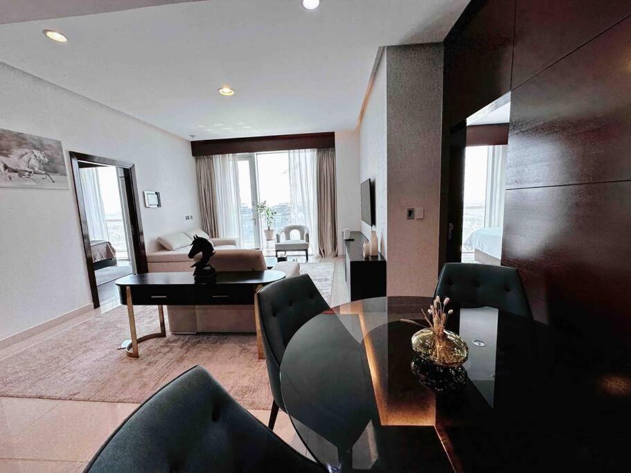 هتل اسپیشس 3 بدرووم پلاس مید روم شیک اند یونیک این بیزنس بی - Spacious 3 bedroom plus maid room chic and unique in business bay