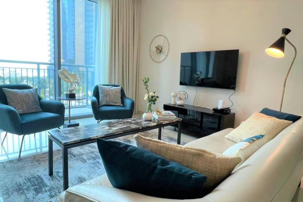 هتل مدرن اند شیک واترفرانت 2بد بالکنی دبی کریک - Modern & Chic Waterfront 2bed balcony Dubai Creek