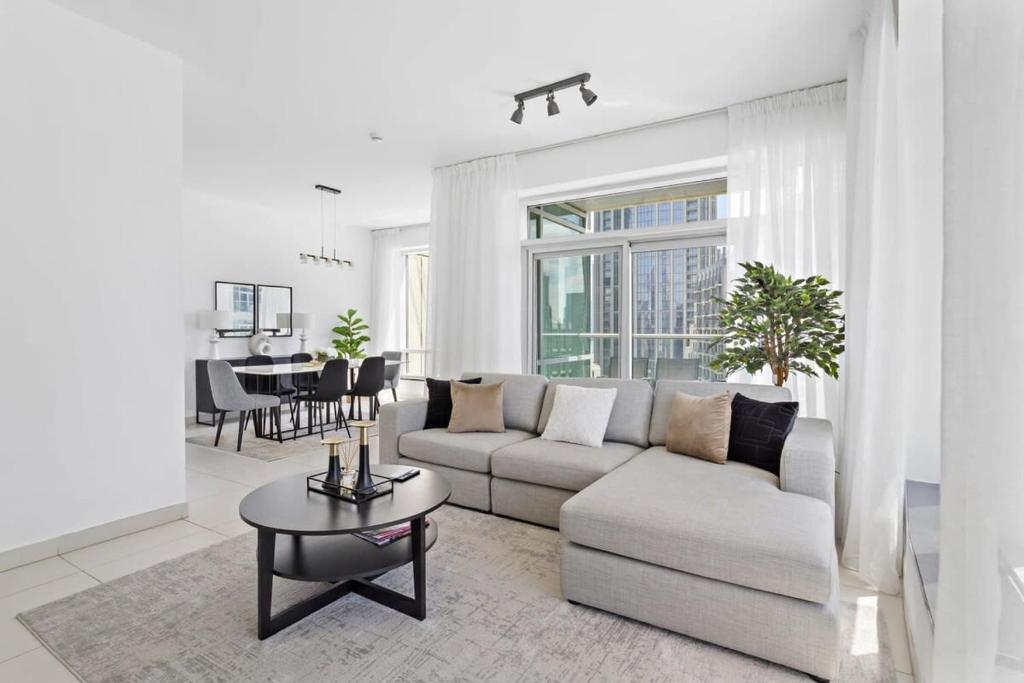 هتل سیلک هاوس داون تاون لفتس اسپسیس 2 بی دی آر - Silkhaus Downtown Lofts spacious 2BDR