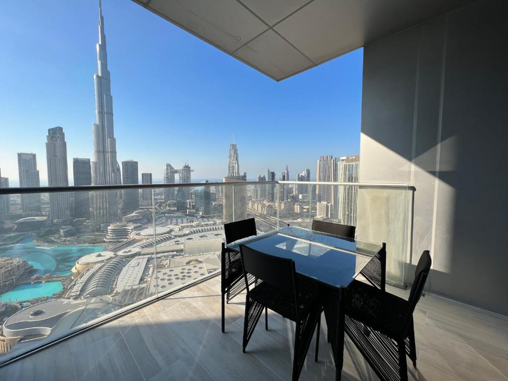 هتل ادرس 3 بد فونتین ویو وید برج اند فونتین ویو - Address 3 Bed Fountain View with Burj and Fountain View
