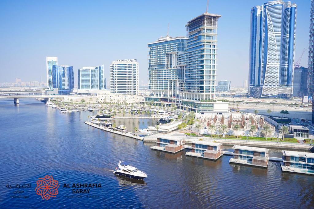 هتل ال اشرافیه سرای مارولوس 1 بی آر - دماک میسون - کانال ویو - Al Ashrafia Saray Marvelous 1 BR - Damac Maison - Canal View