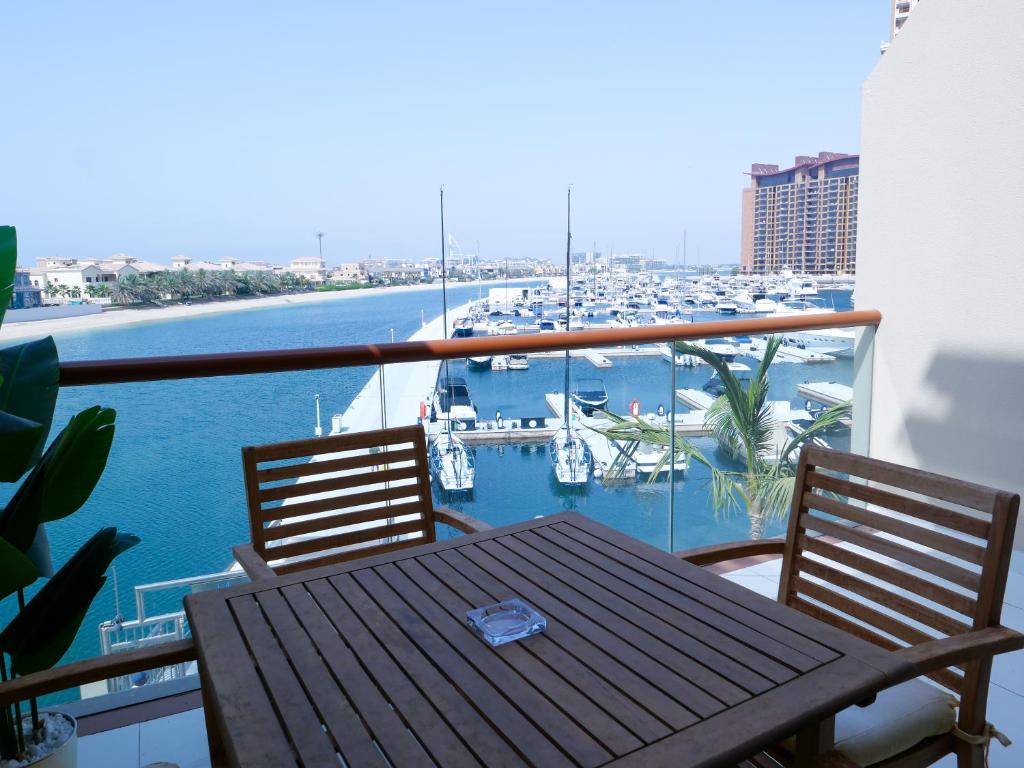 هتل سانرایز واترفرانت استودیو - پام - Sunrise waterfront studio - Palm