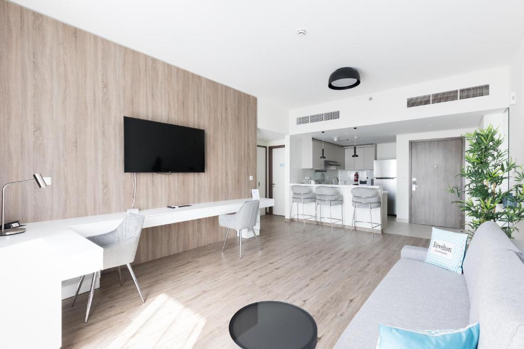 هتل روولتون آپارتمان وان رزی‌ده‌نس - Revelton Apartment One Residence