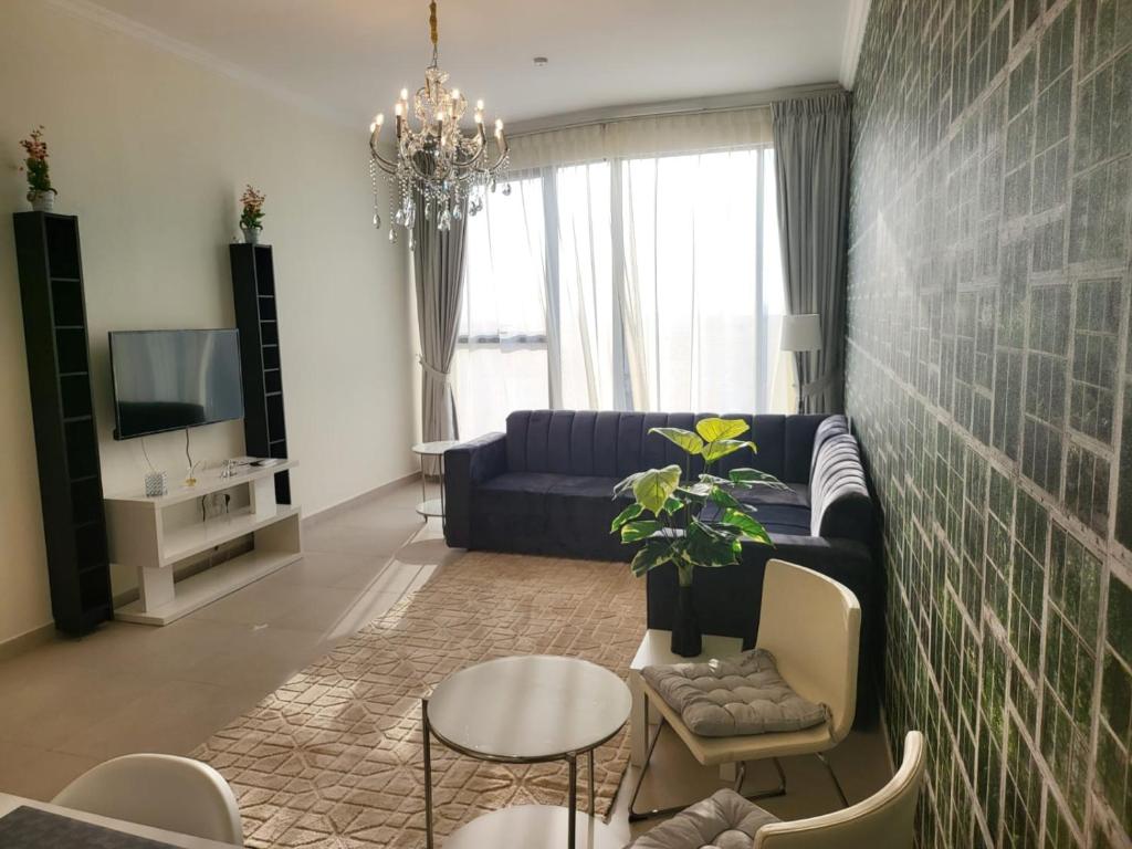 هتل فولی فرنیشد تو بی آر آپارتمان ویت میدز روم بی 411 - FULLY FURNISHED 2BR APARTMENT WITH MAIDS ROOM B411