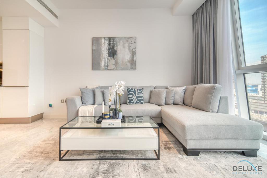 هتل لاویش 1BR ات د پد بیزنس بی بای دلاکس هالیدی هومز - Lavish 1BR at The Pad Business Bay by Deluxe Holiday Homes