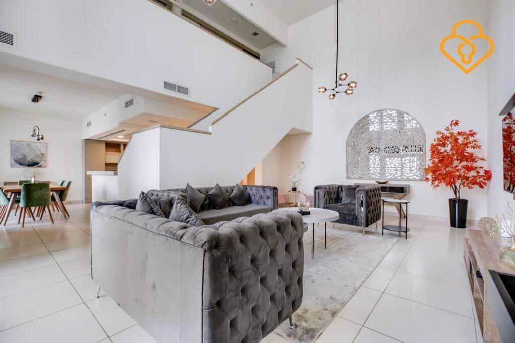 هتل کیزپلیز دوپلکس اَت د هارت آف داونتاون د لافتس - Keysplease Duplex @ the Heart Of Downtown The Lofts