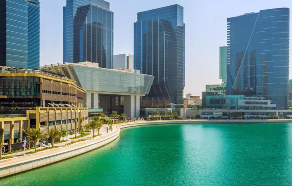 هتل ابو دبی سنتر - یونیک بد اسپیس - Abu Dhabi Center - Unique Bed Space