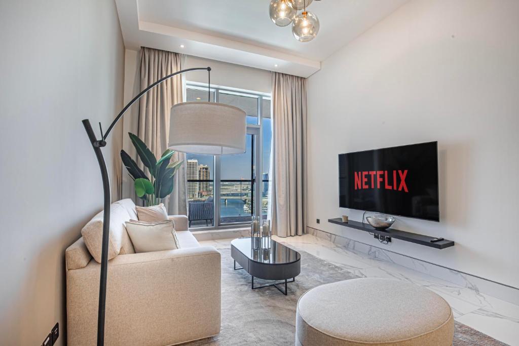 هتل دانیلز - اکستراوادگنت 1 بی آر این جی-وان تاور بیزنس بی - Daniels - Extravagant 1 BR in J-One Tower Business Bay
