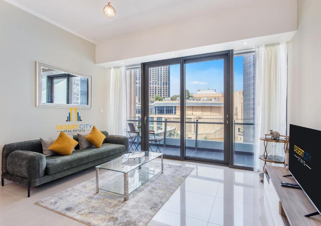هتل وان بد این دبی مارینا وید مارینا ویوز، هاستد بای دزرت سیتی استیز - One Bed in Dubai Marina with Marina Views, Hosted by Desert City Stays